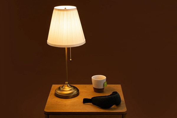 How to Clean a European-style Fabric Table Lamp?