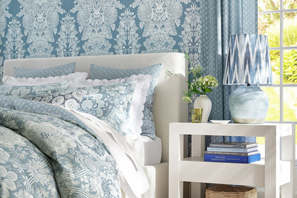 What are Some Tips for Choosing a Bedroom Table Lamp?