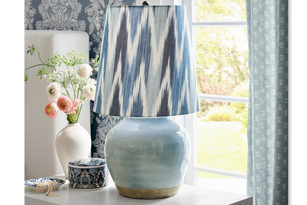 Tips for Coloring a Simple Table Lamp Drawing?