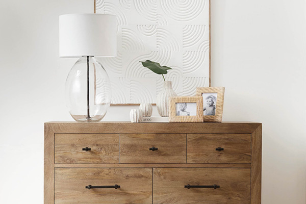 What is the Typical Wattage of a Household Table Lamp?