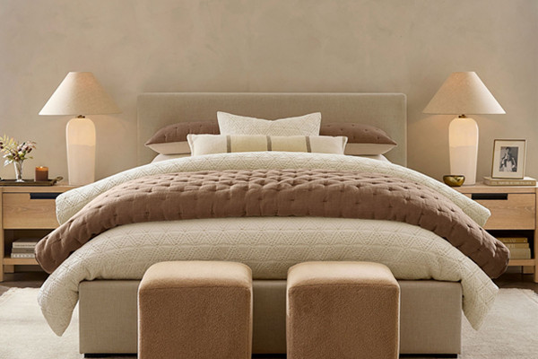 The Feng Shui of Bedroom Table Lamps