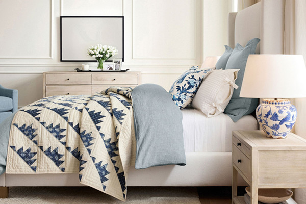 How to Choose a Table Lamp for Your Bedroom?